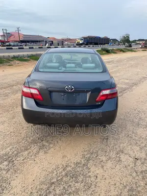 Toyota Camry 2.4 LE 2008 Gray