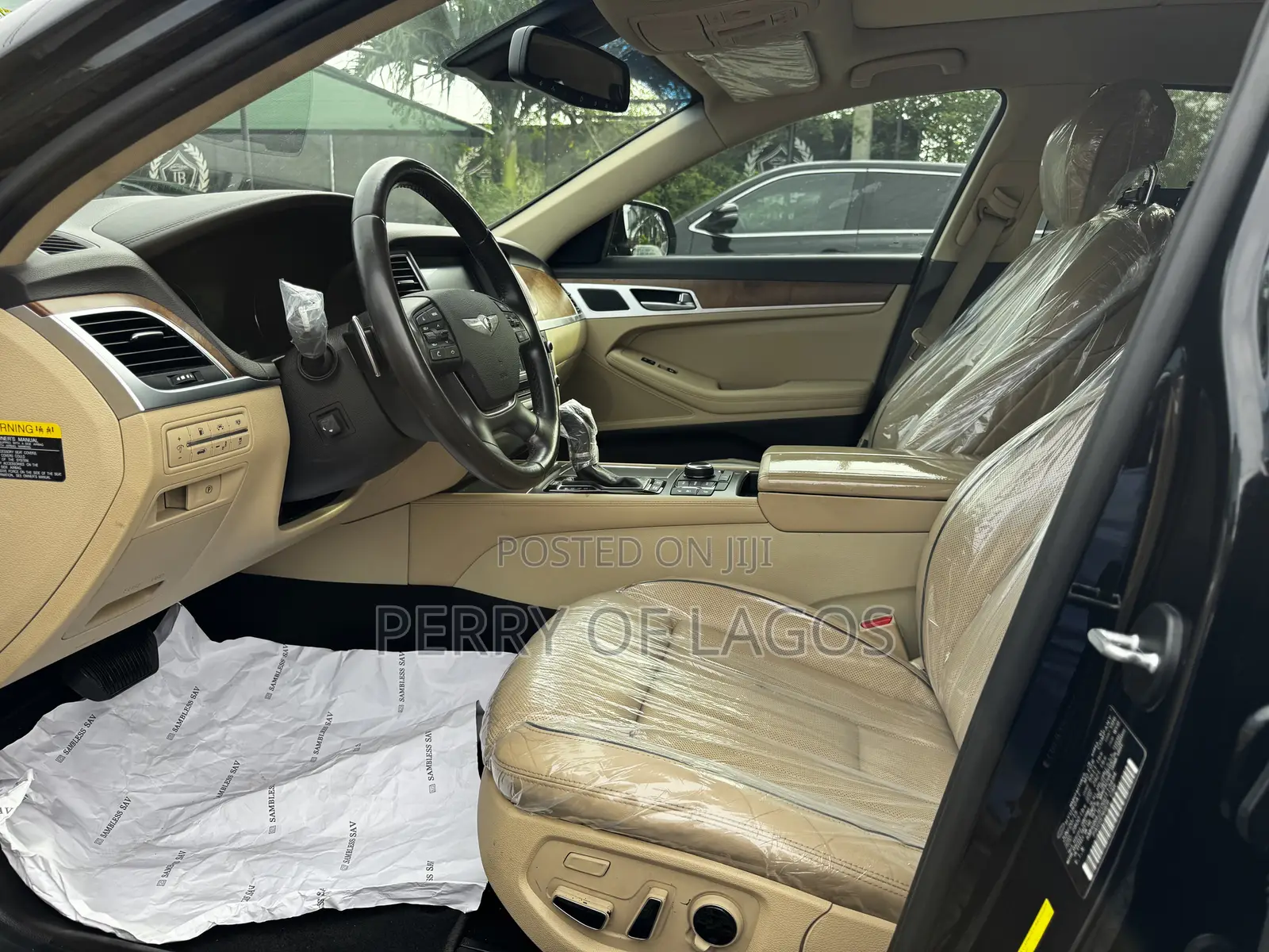 Hyundai Genesis 2015 Black
