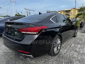 Hyundai Genesis 2015 Black