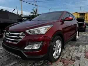 Hyundai Santa Fe 2013 Red