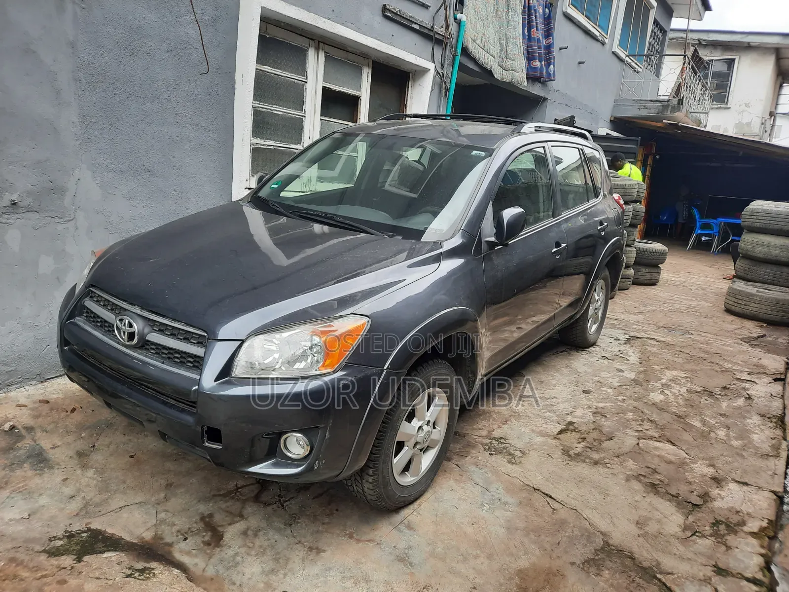 Toyota RAV4 2010 Gray