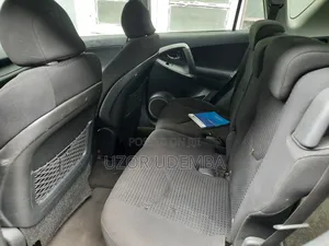Toyota RAV4 2010 Gray