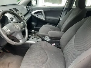 Toyota RAV4 2010 Gray