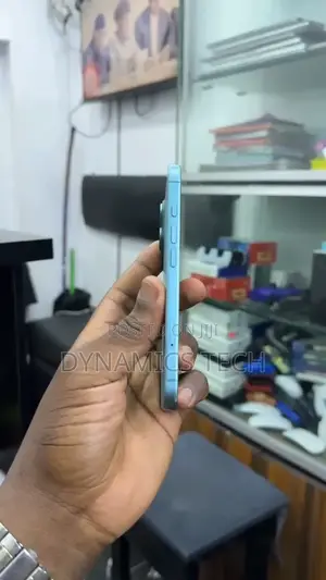 Apple iPhone 16 128 GB Blue
