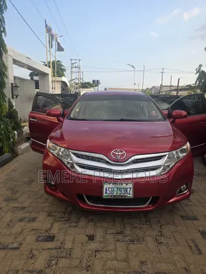 Toyota Venza 2010 Red