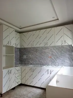 4bdrm Townhouse / Terrace in Kaura for rent