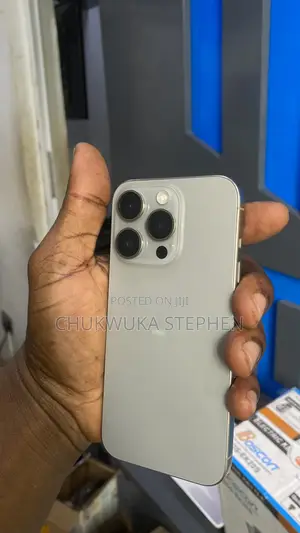 Apple iPhone 15 Pro 128 GB Gold