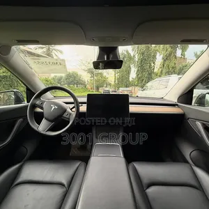 Tesla Model Y 2024 Black