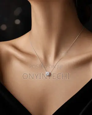 Gold/Silver Chain Necklace for Women – Classic Luxury Design