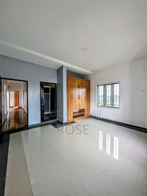 3bdrm Bungalow in Shelter Afrique, Uyo for rent
