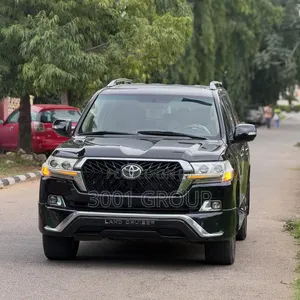 Toyota Land Cruiser 2010 Black