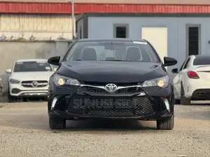 Toyota Camry XLE 4dr Sedan (3.5L 6cyl 6A) 2015 Black