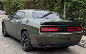 Dodge Challenger 2019 Green