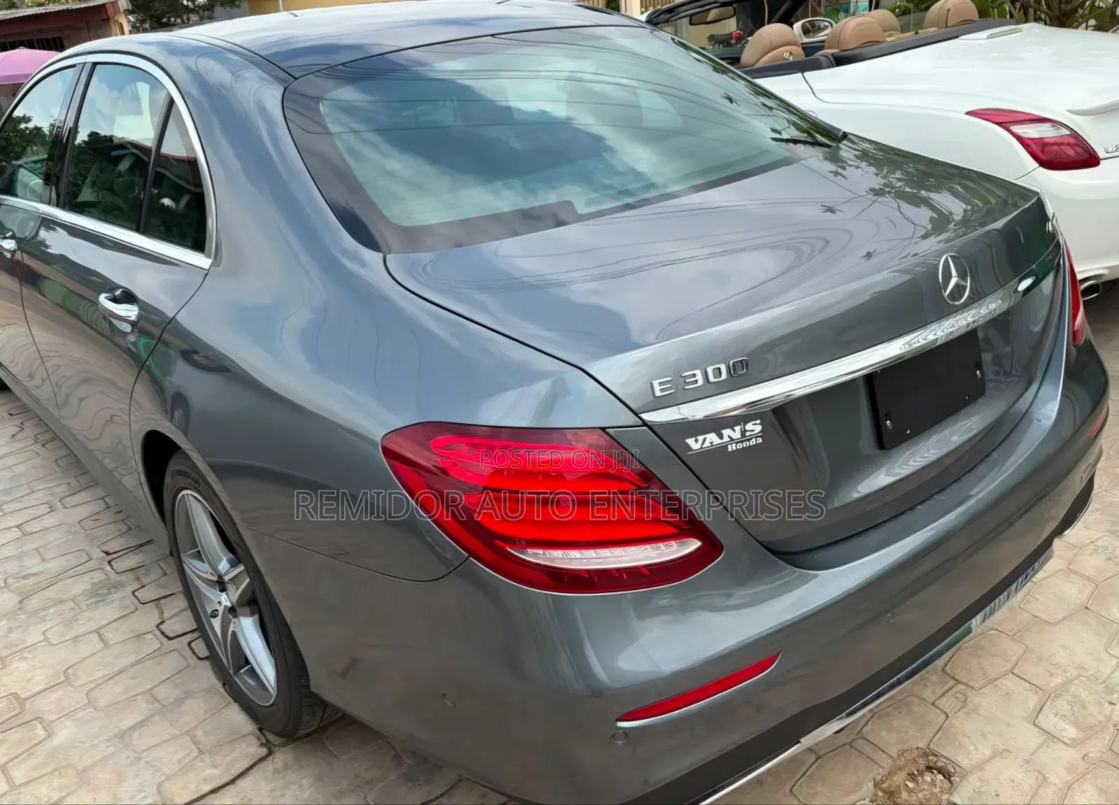 Mercedes-Benz E300 2017 Gray
