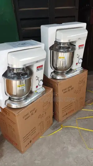 7 Liters Cake Mixer