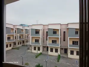 4bdrm Townhouse/Terrace in Dawaki Hills for sale