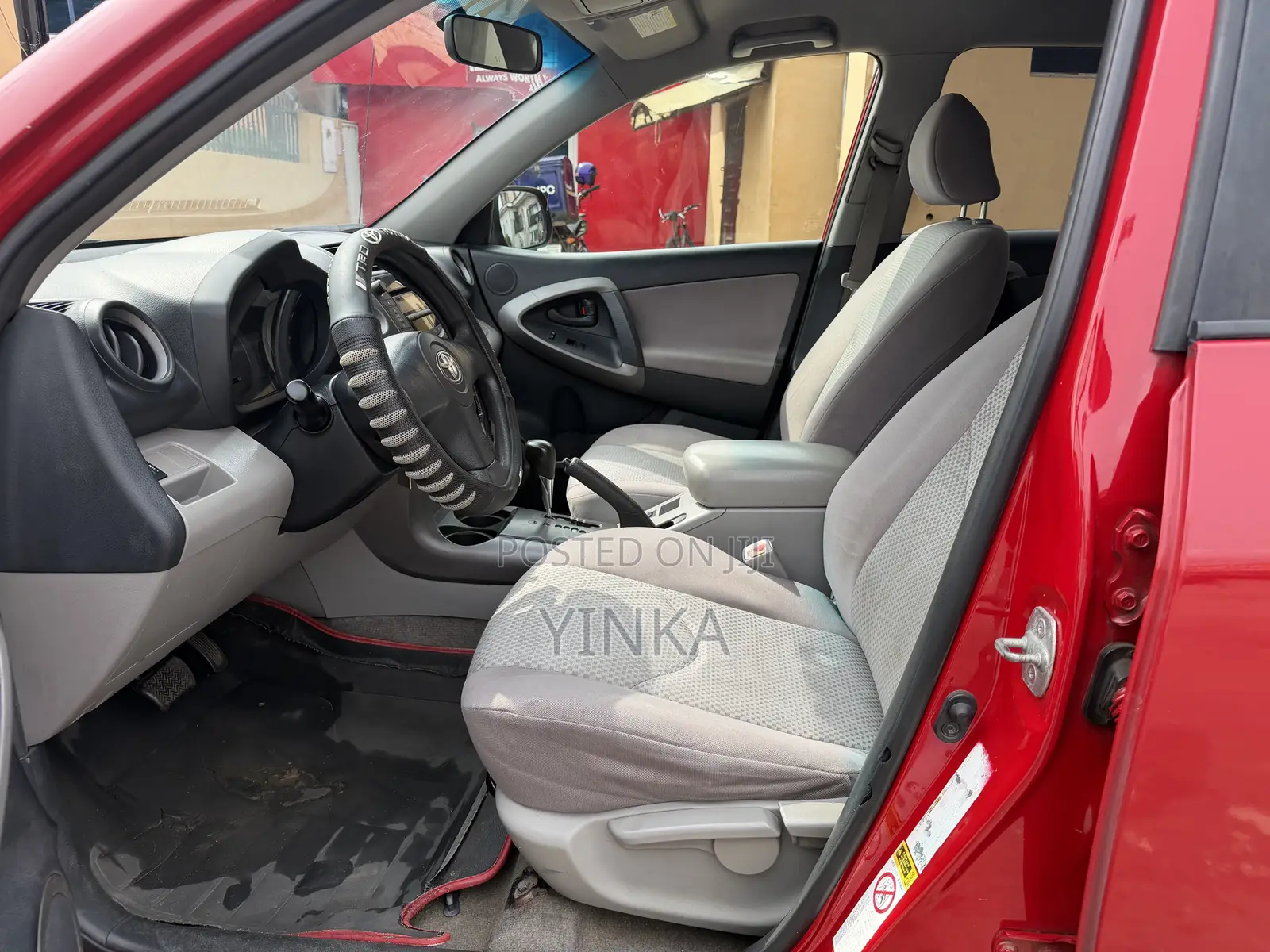Toyota RAV4 2008 Red