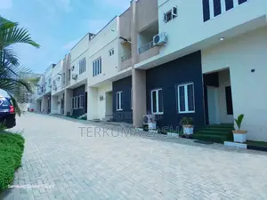 4bdrm Townhouse/Terrace in Lifecamp for sale