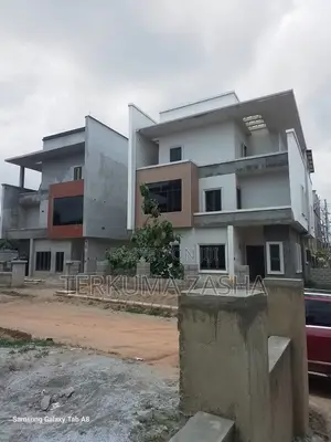 4bdrm Duplex in Aiben Estate Karmo for sale