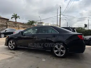 Toyota Camry SE V6 4dr Sedan (3.5L 6cyl 6A) 2013 Black