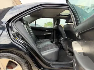 Toyota Camry SE V6 4dr Sedan (3.5L 6cyl 6A) 2013 Black