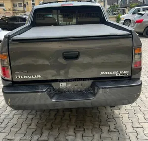 Honda Ridgeline 2007 Gray