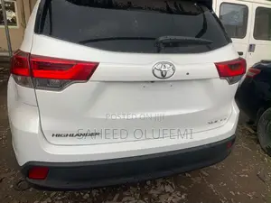 Toyota Highlander 2019 White