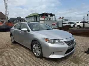Lexus ES 350 FWD 2013 Silver
