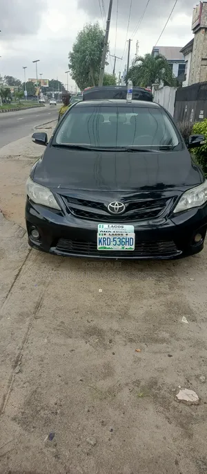 Toyota Corolla 2010 Black