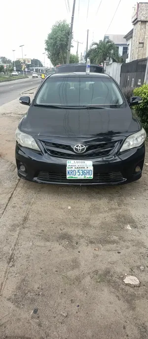 Toyota Corolla 2010 Black