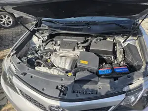 Toyota Camry 2014 Silver