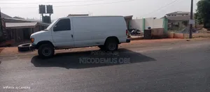 Ford E350 2006 White