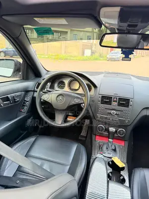 Mercedes-Benz C300 2008 White