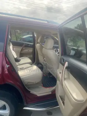 Toyota Highlander 2010 Burgundy