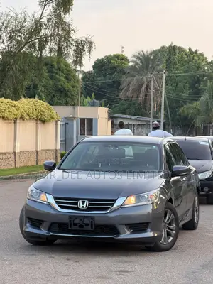 Honda Accord LX 4dr Sedan FWD (2.4L 4cyl 2A) 2013 Gray