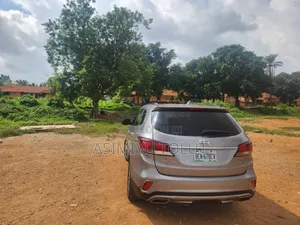 Hyundai Santa Fe 2017 Gray