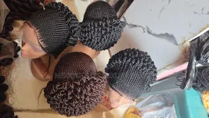 Ghana Weavon Round Wig