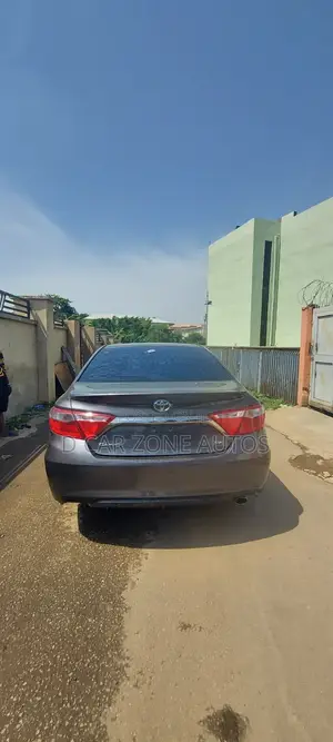 Toyota Camry 2017 Gray