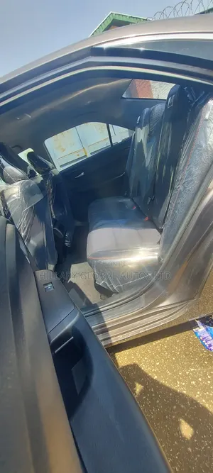 Toyota Camry 2017 Gray