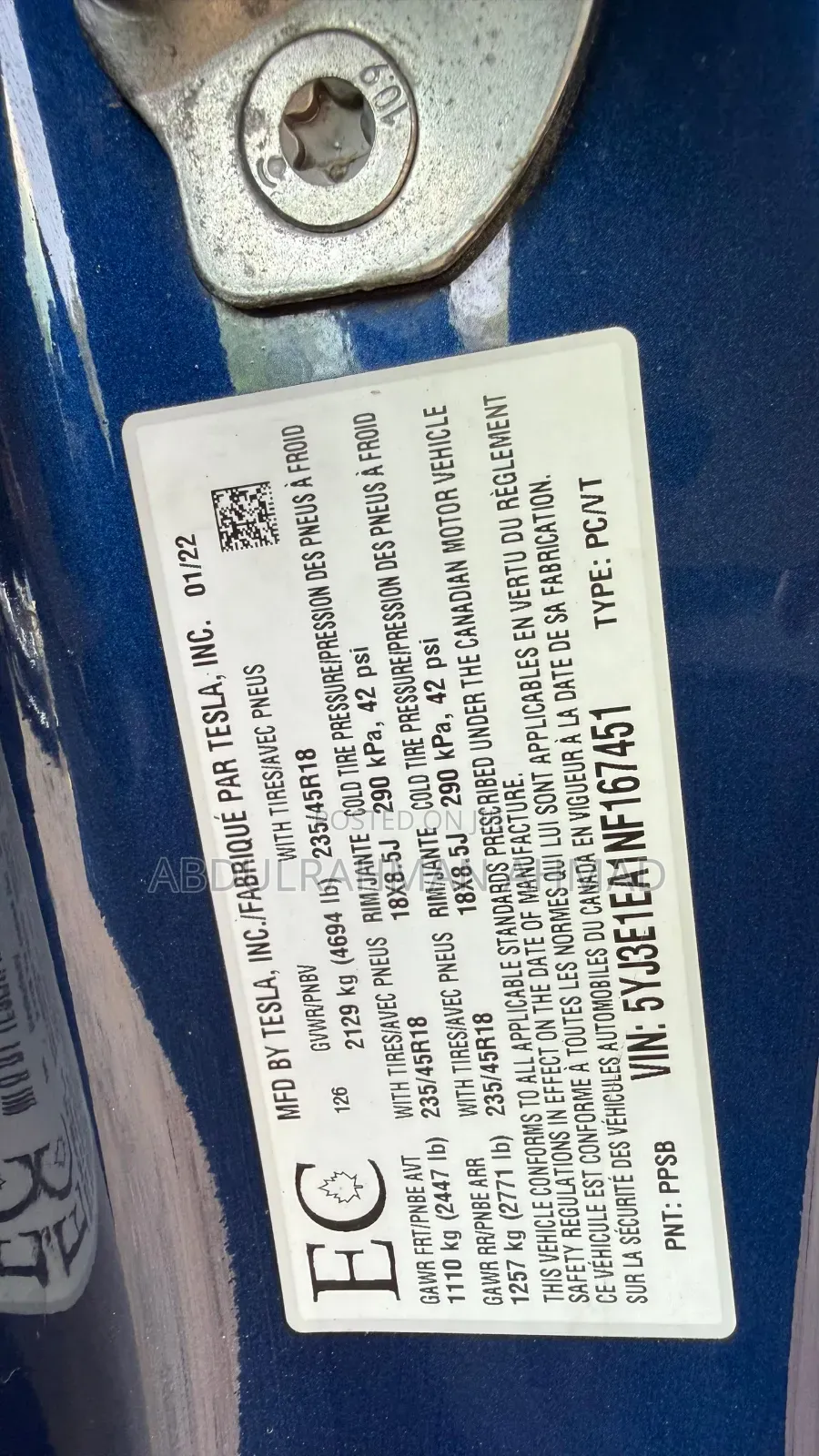 Tesla Model 3 2022 Blue