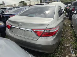 Toyota Camry 2015 Gold