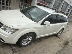 Dodge Journey AV PACKAGE 2013 White