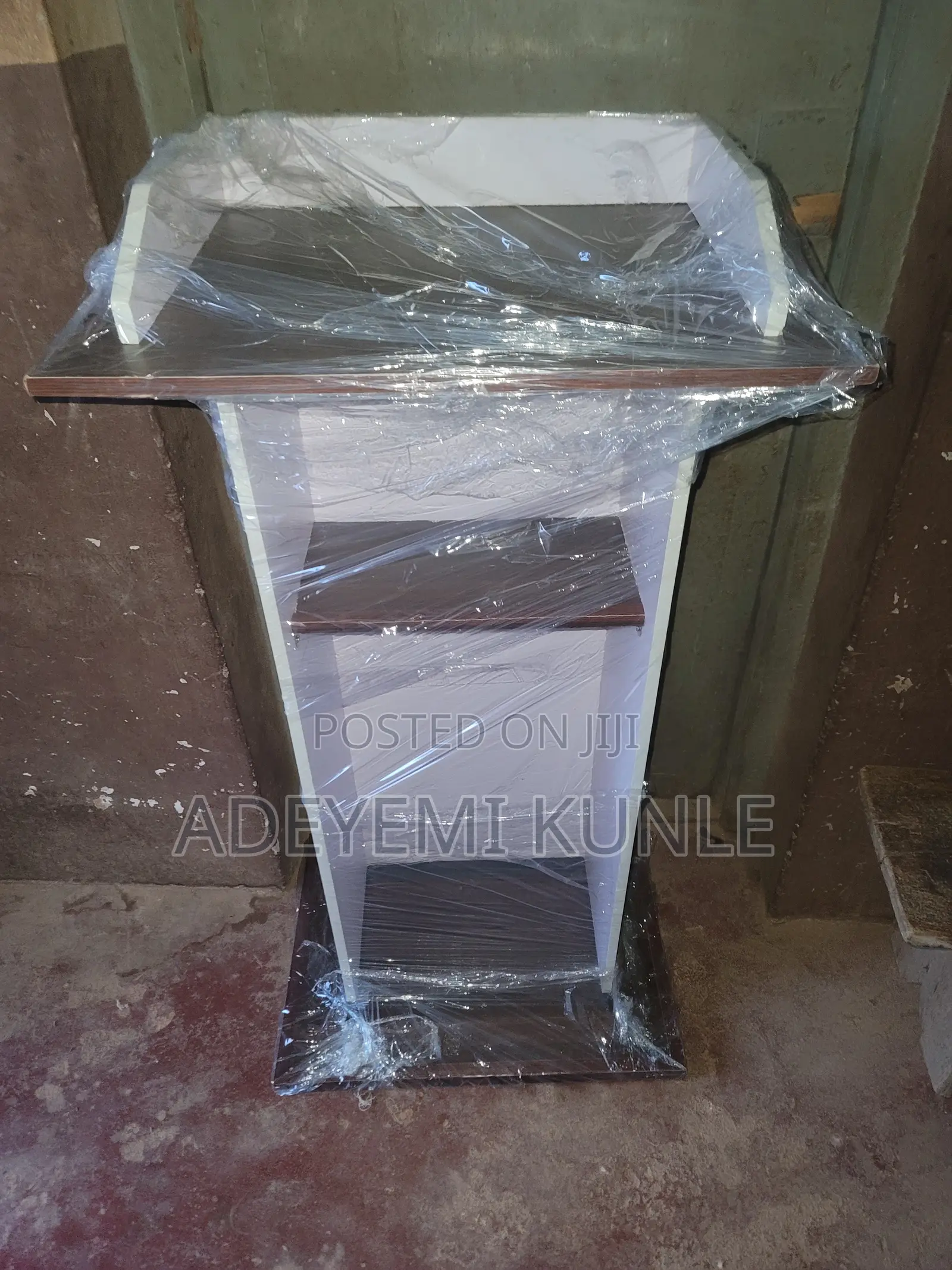 Pulpit for Re