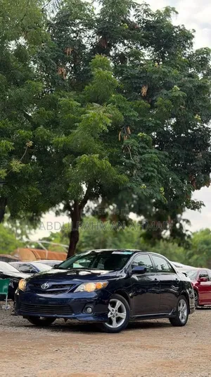Toyota Corolla 2013 Blue