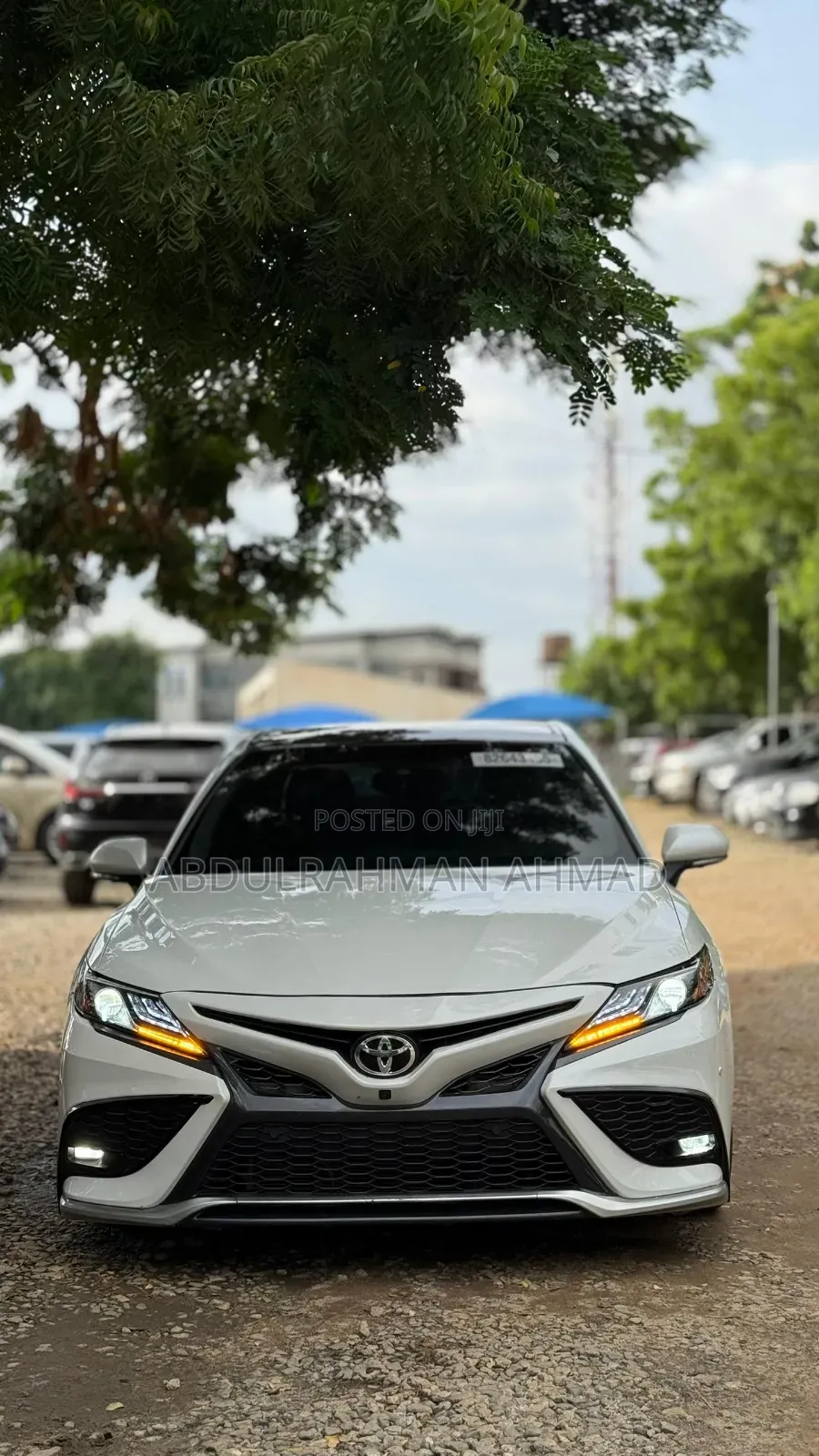 Toyota Camry 2019 White
