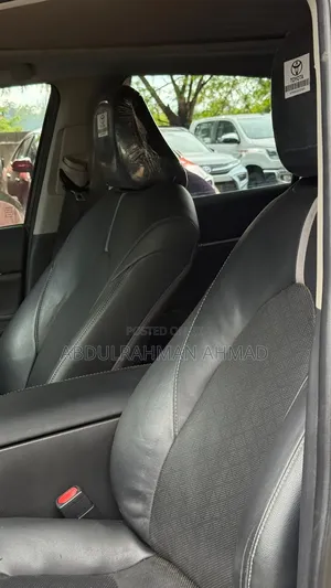 Toyota Camry 2019 White