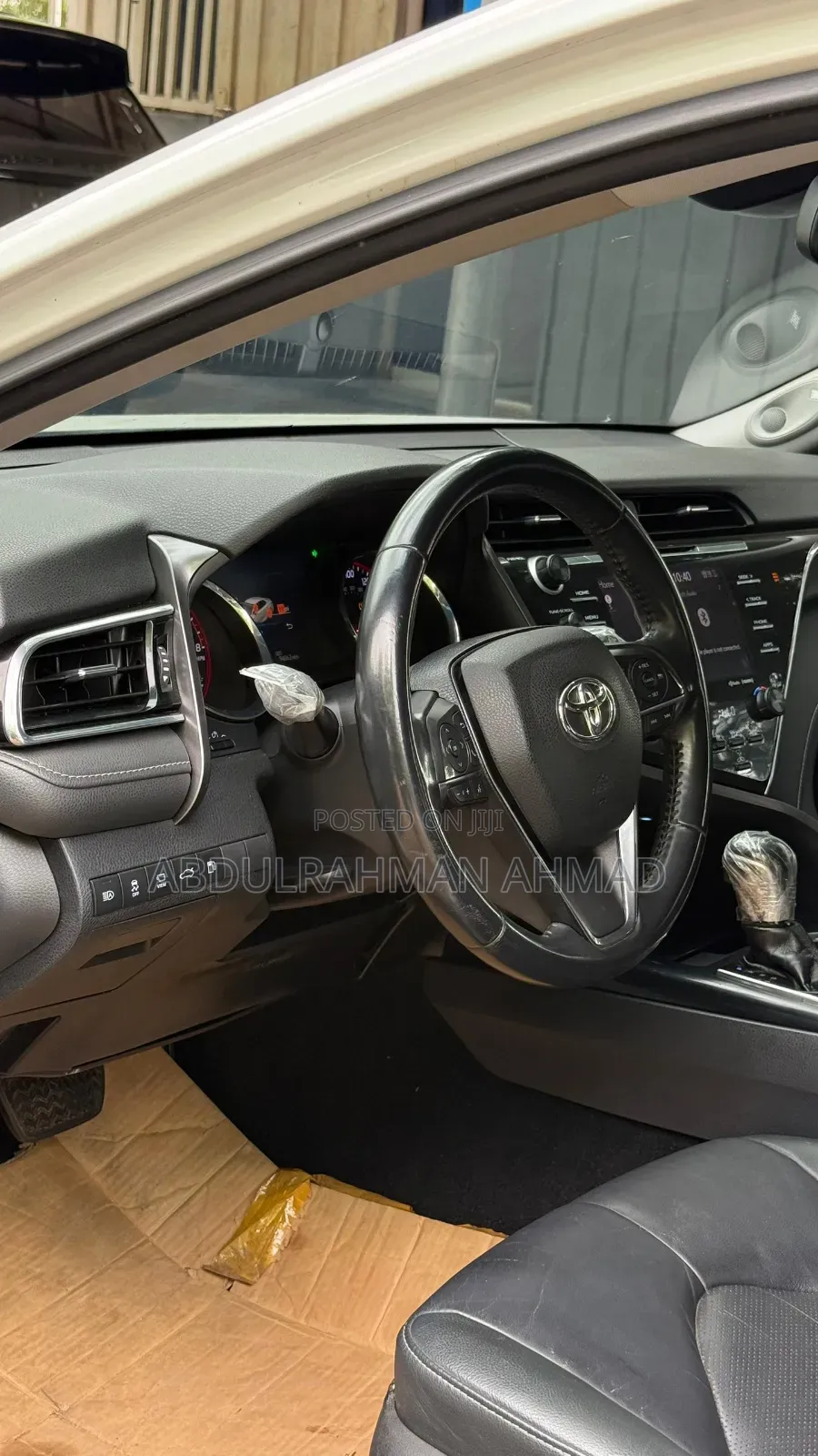 Toyota Camry 2019 White