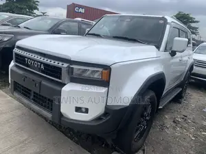 Toyota Land Cruiser 2025 White