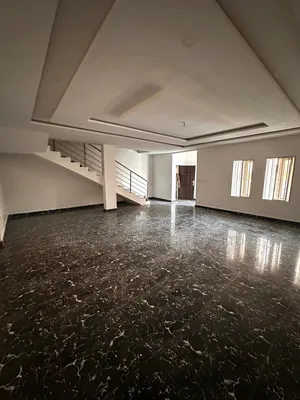 4bdrm Duplex in In An Estate, Life Camp for rent