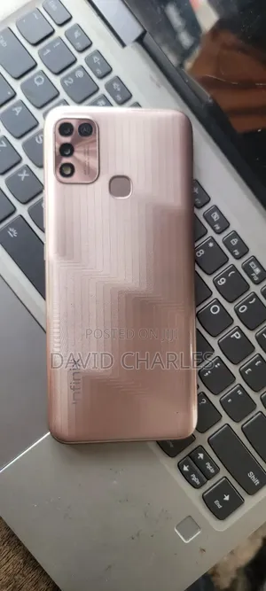 Infinix Hot 11 Play 128 GB Gold
